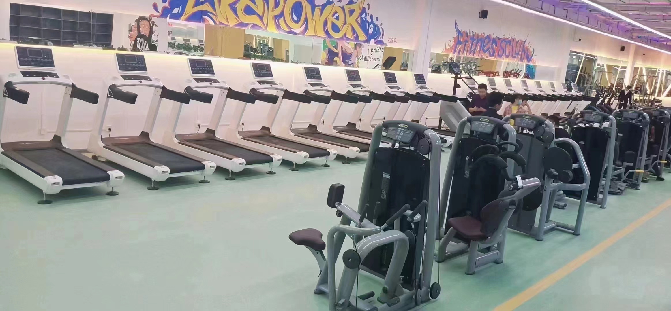 跑步机怎么跑步减肥效果好？看看跑步机健身正确的方法 